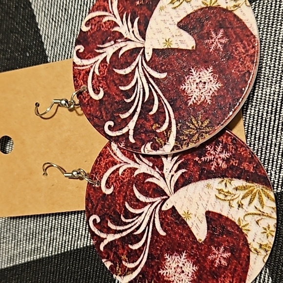 Wooden handmade Christmas  Deer earrings Red & White New 2 1/2 Circles - Picture 4 of 6
